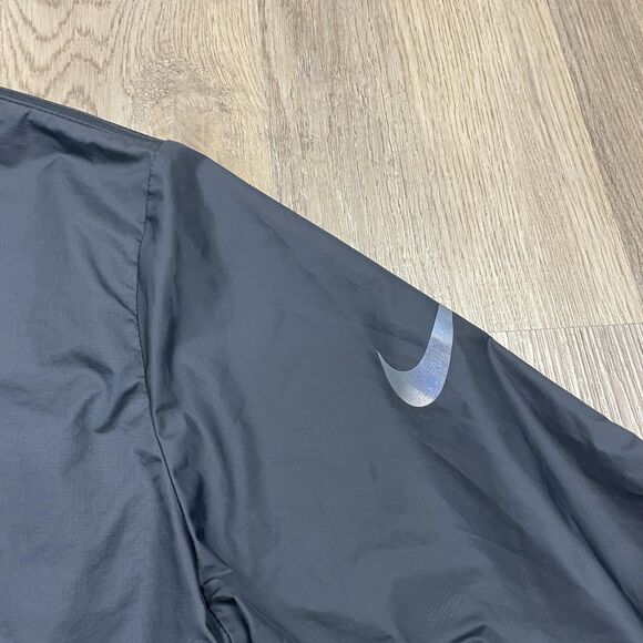 Nike Running Division Shirt Mens Medium Black Lightweight Long Sleeve Athletic - Picture 3 of 12